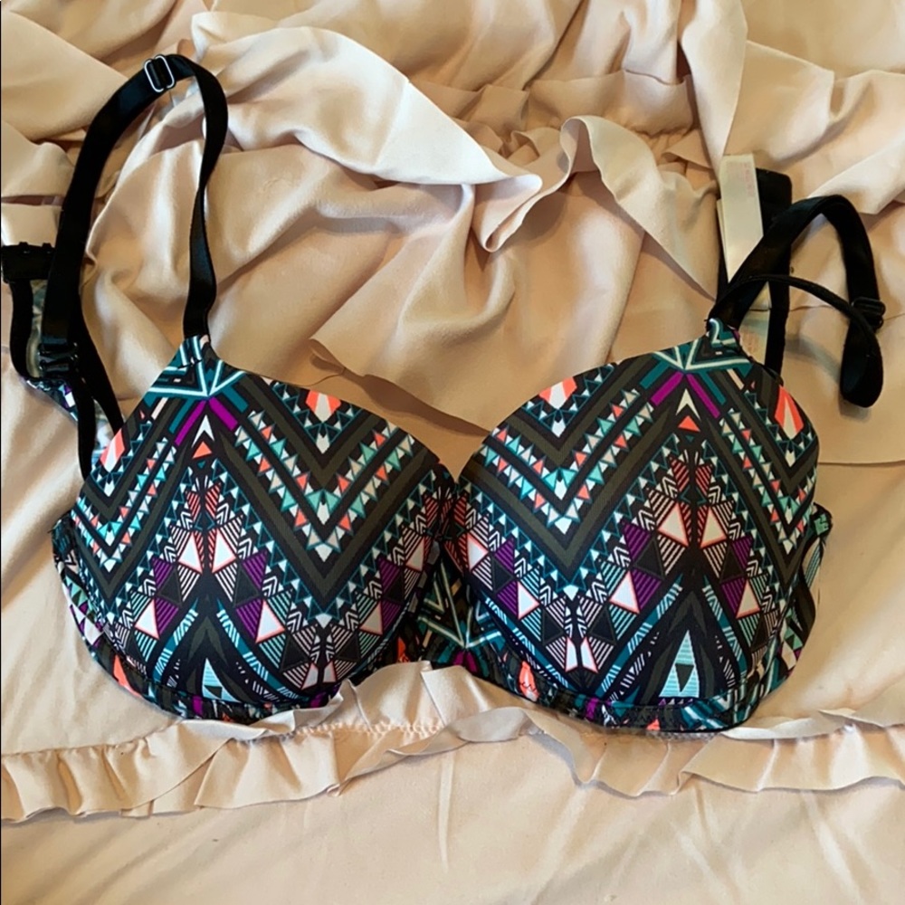Victoria secret pink bra 32C